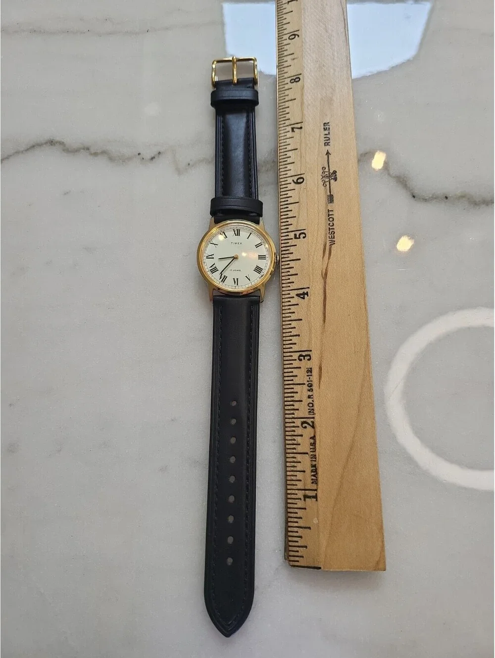 1979 TIMEX Mens Watch Roman Numerals 17 Jewels Manual Wind 33mm 2921917179 EUC